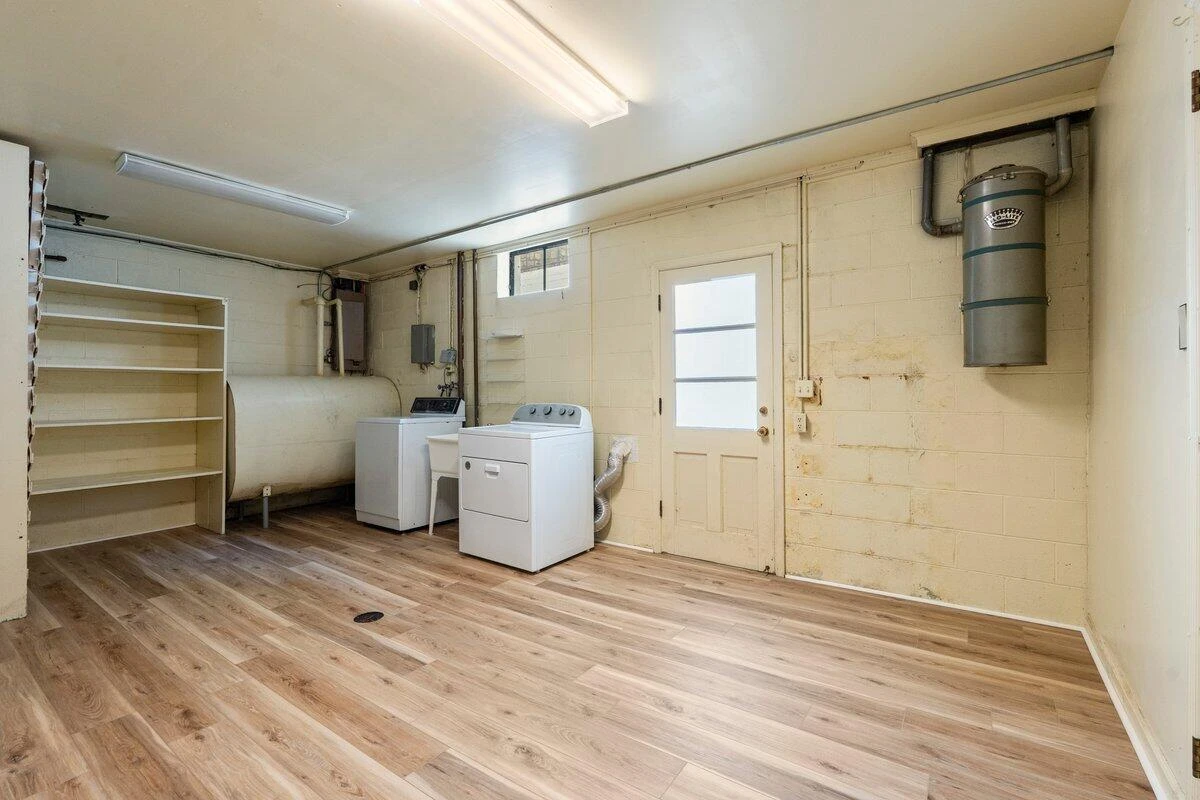 3002 Burnleigh RD SW - Photo 31