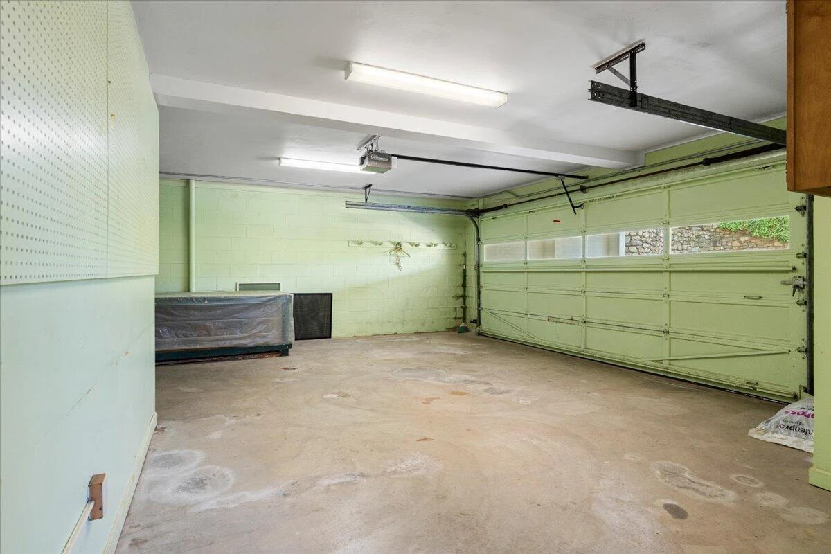 3002 Burnleigh RD SW - Photo 32