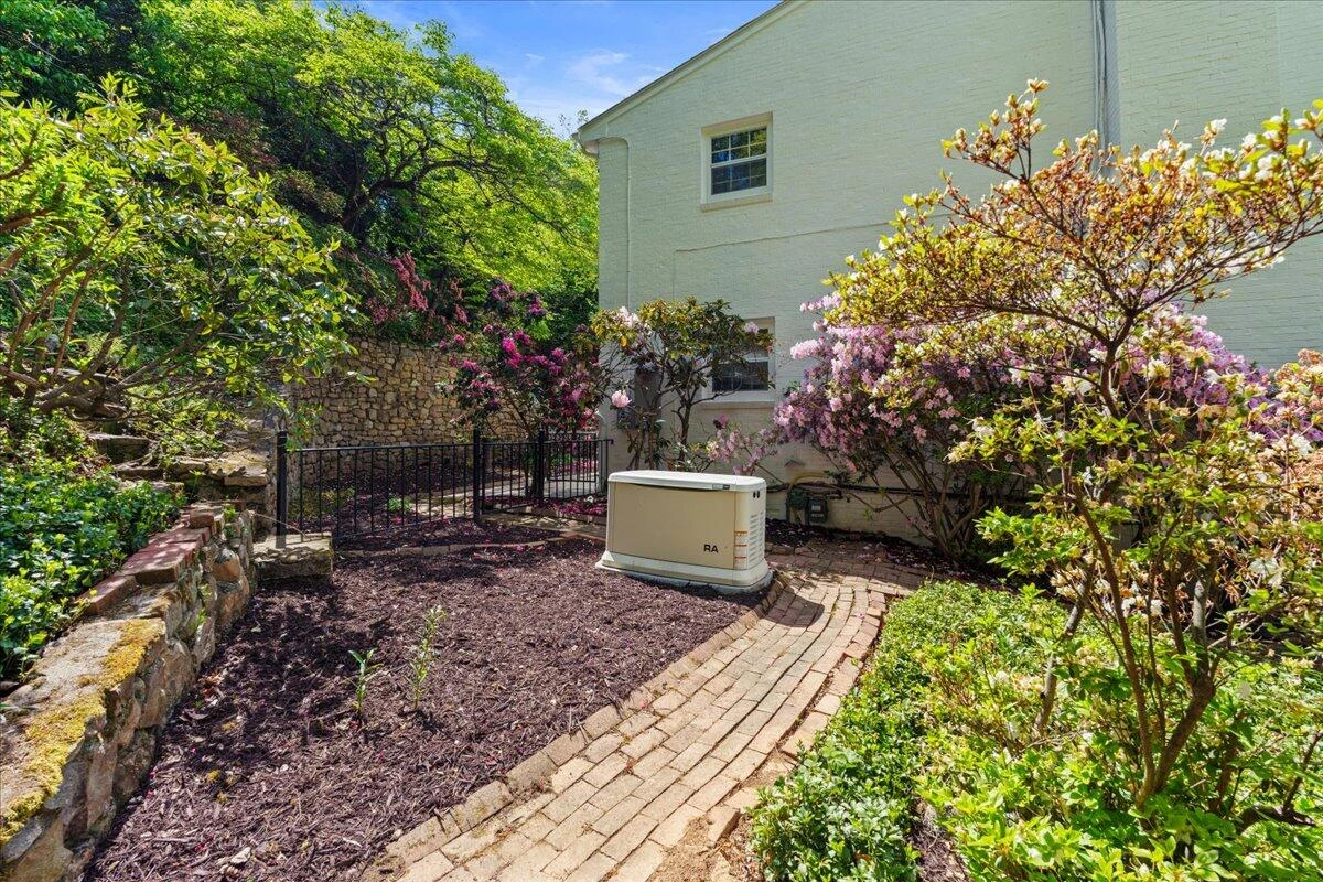 3002 Burnleigh RD SW - Photo 38