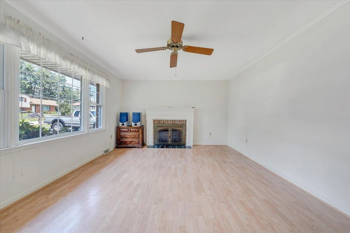 5032 Bruceton RD SW - Photo 2