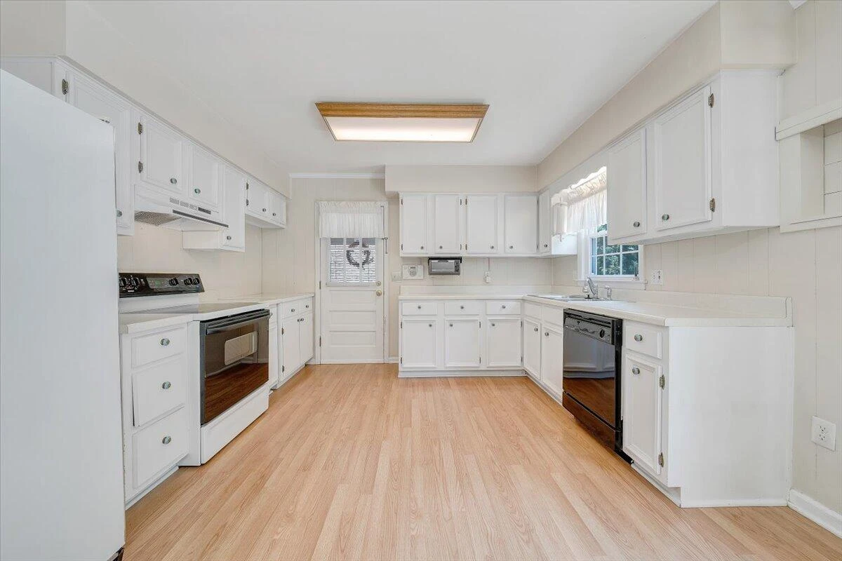 5032 Bruceton RD SW - Photo 6