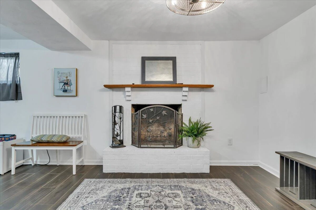 5523 Taney DR - Photo 17