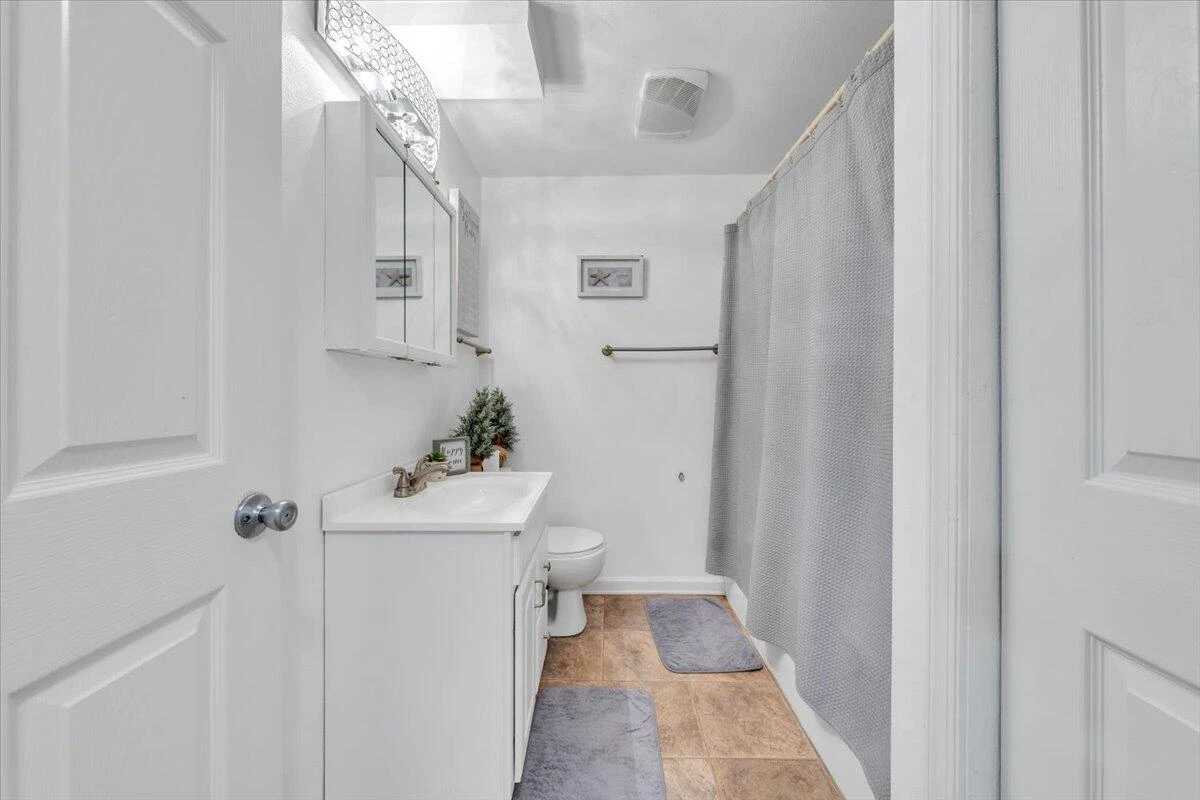 5523 Taney DR - Photo 20