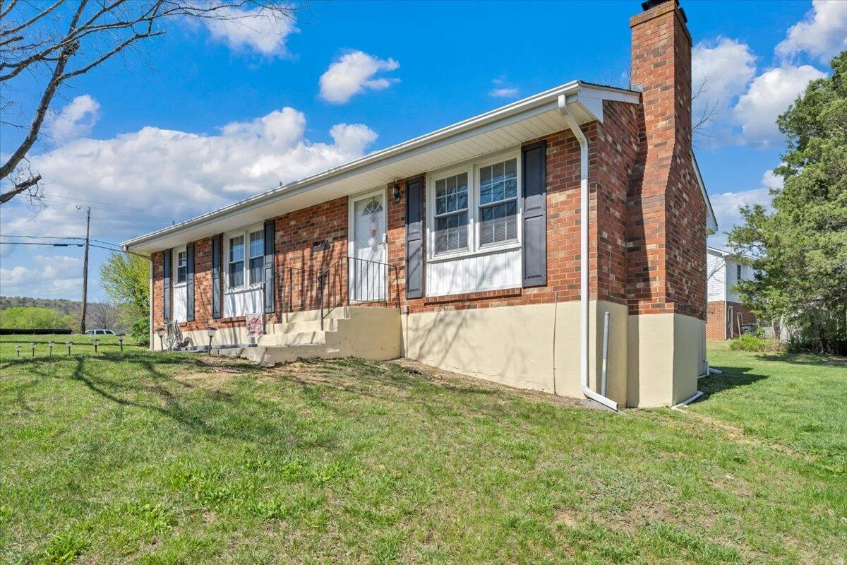 5523 Taney DR - Photo 30
