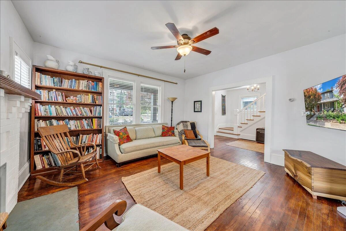 1246 Floyd AVE SW - Photo 11