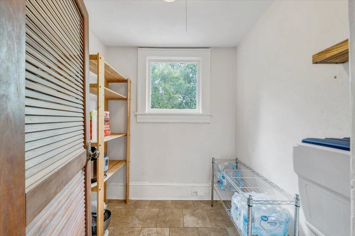 1246 Floyd AVE SW - Photo 22