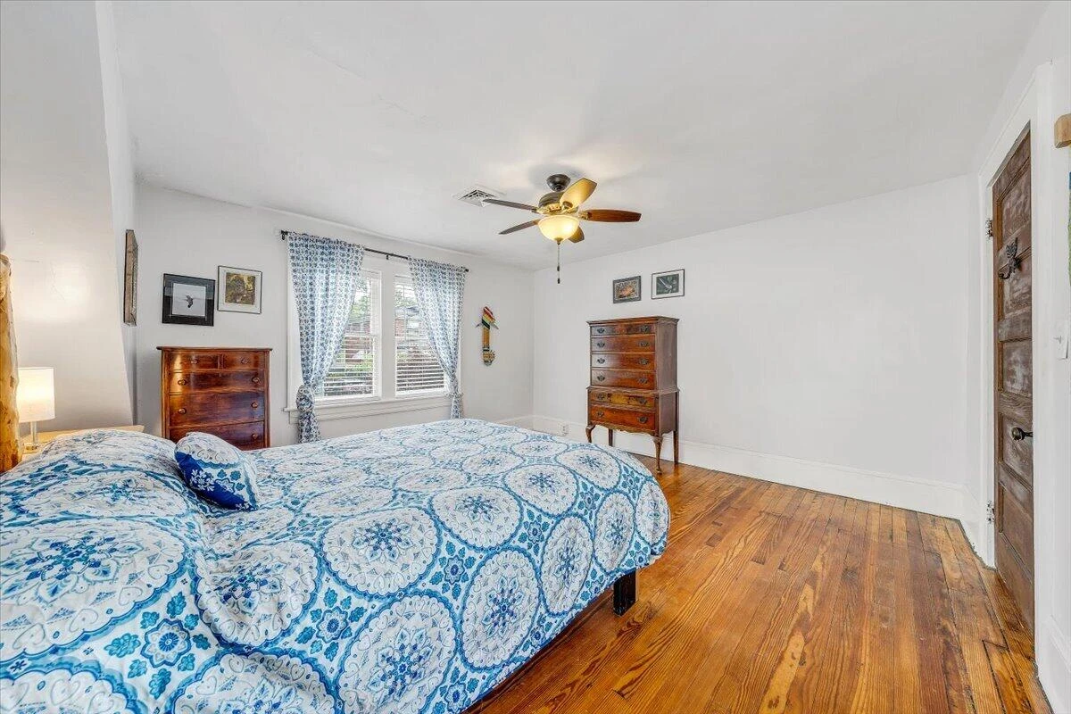 1246 Floyd AVE SW - Photo 29