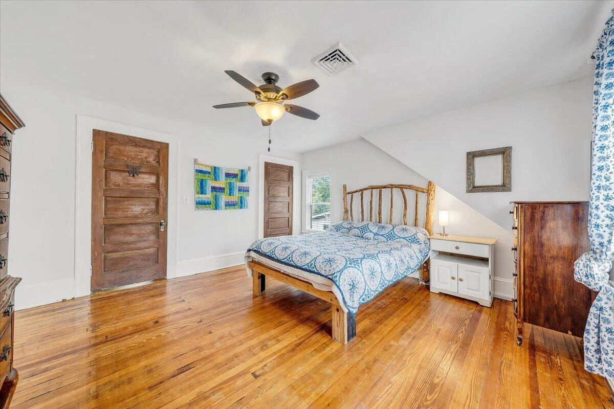 1246 Floyd AVE SW - Photo 30