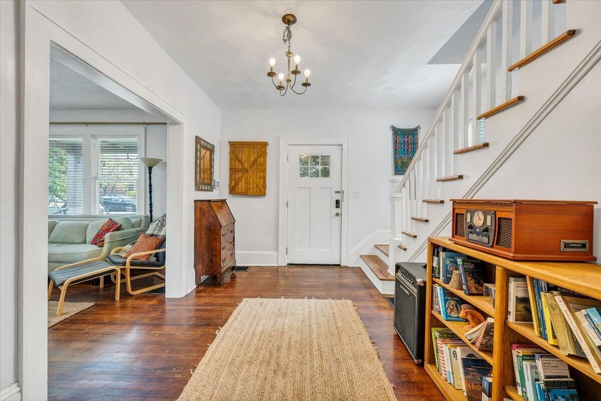 1246 Floyd AVE SW - Photo 8