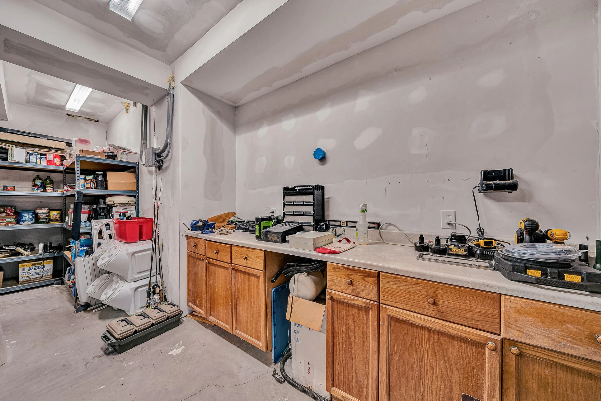 10229 Sugar Camp Creek RD - Photo 43