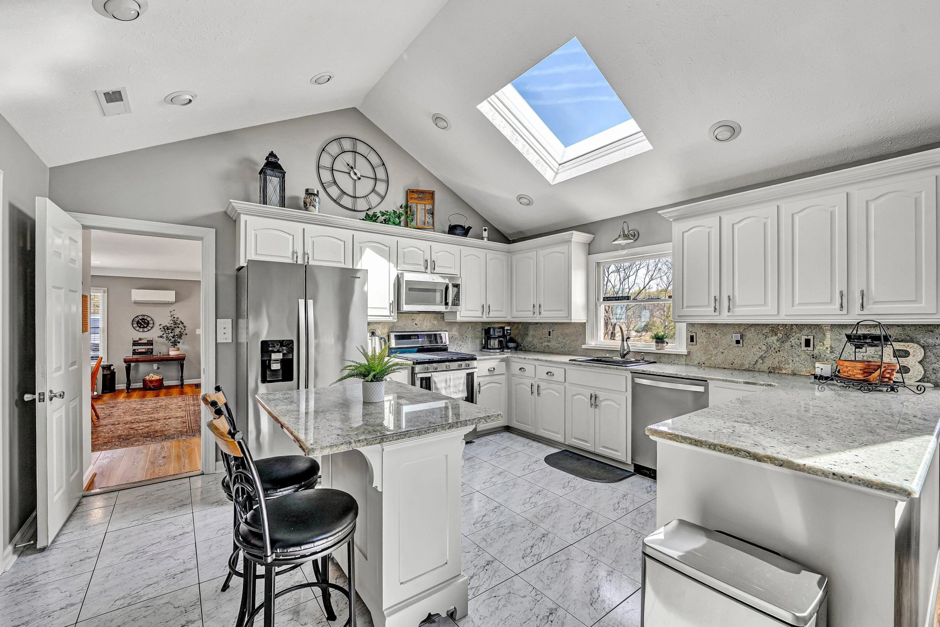 209 Big Maple DR - Photo 9