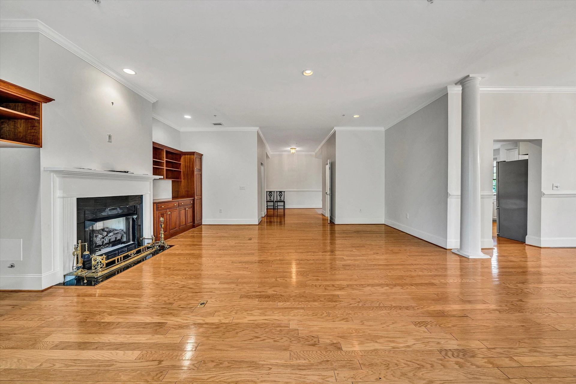 225 23rd ST SW #205 - Photo 15