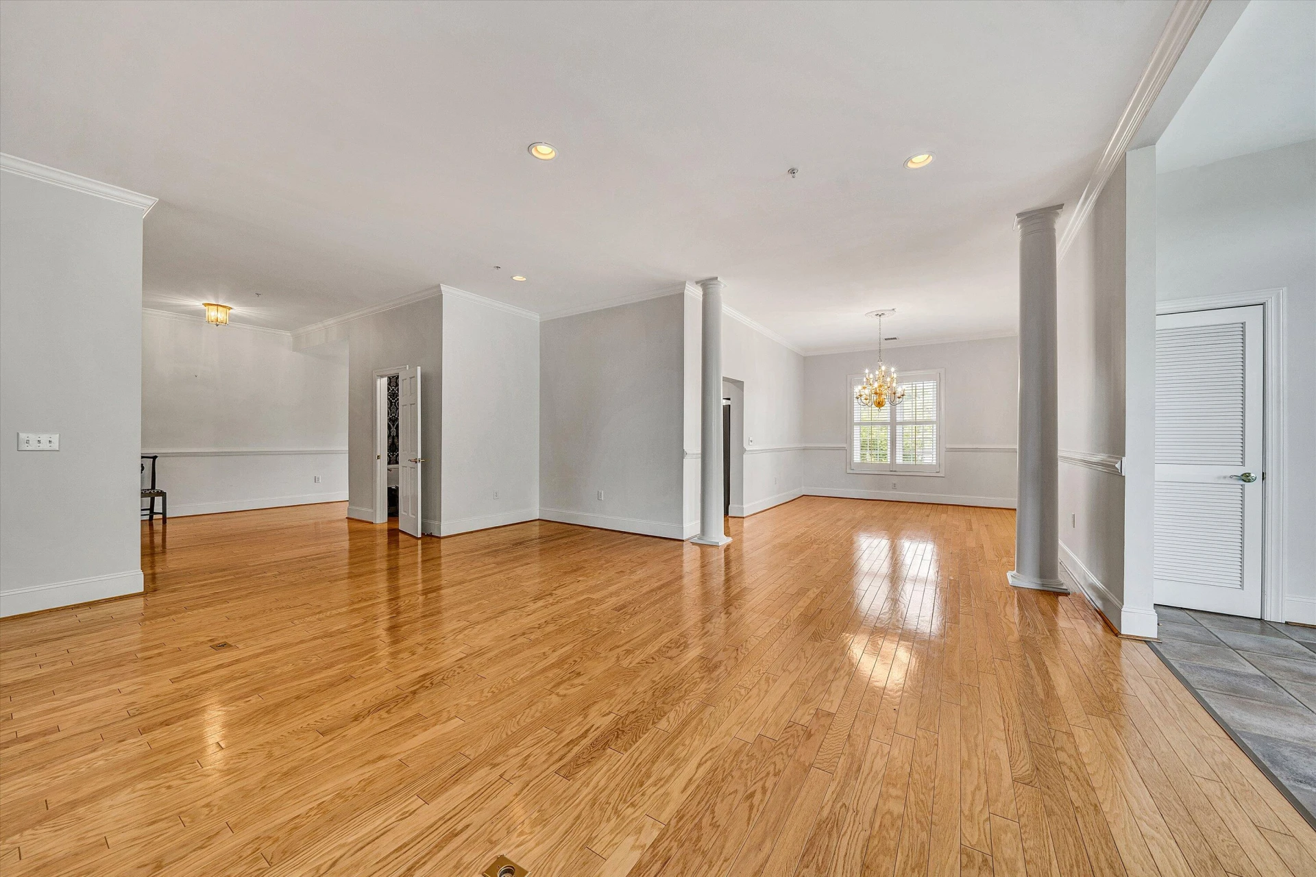 225 23rd ST SW #205 - Photo 16