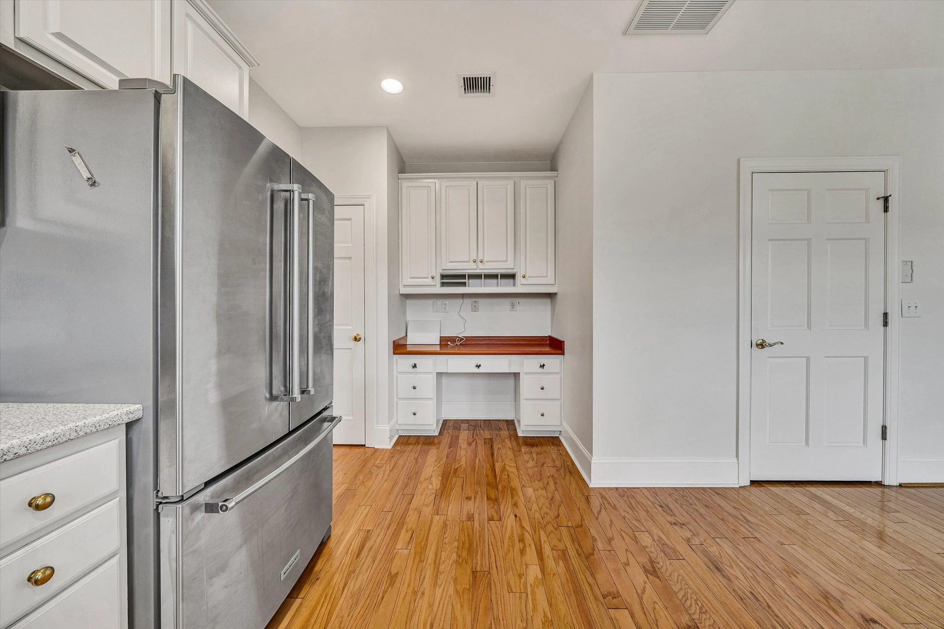 225 23rd ST SW #205 - Photo 24
