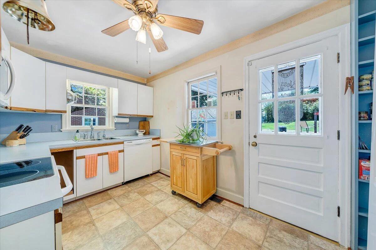 2630 Northview DR SW - Photo 15