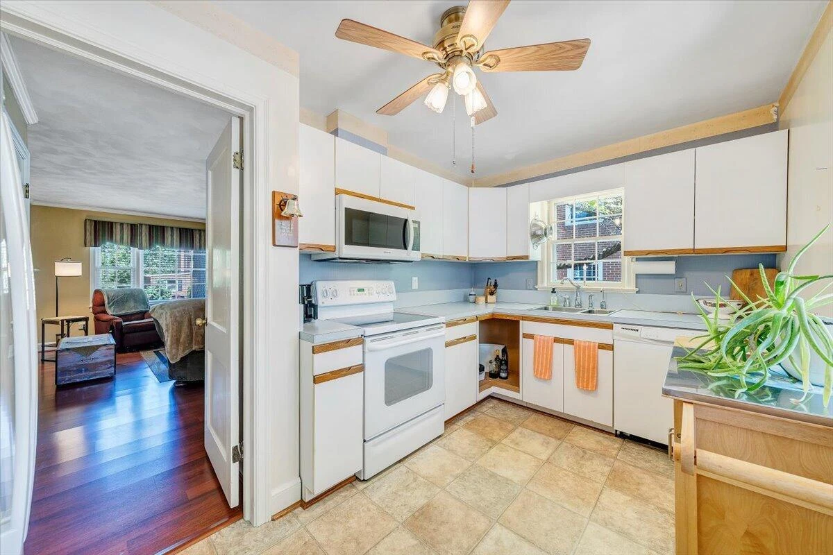 2630 Northview DR SW - Photo 16
