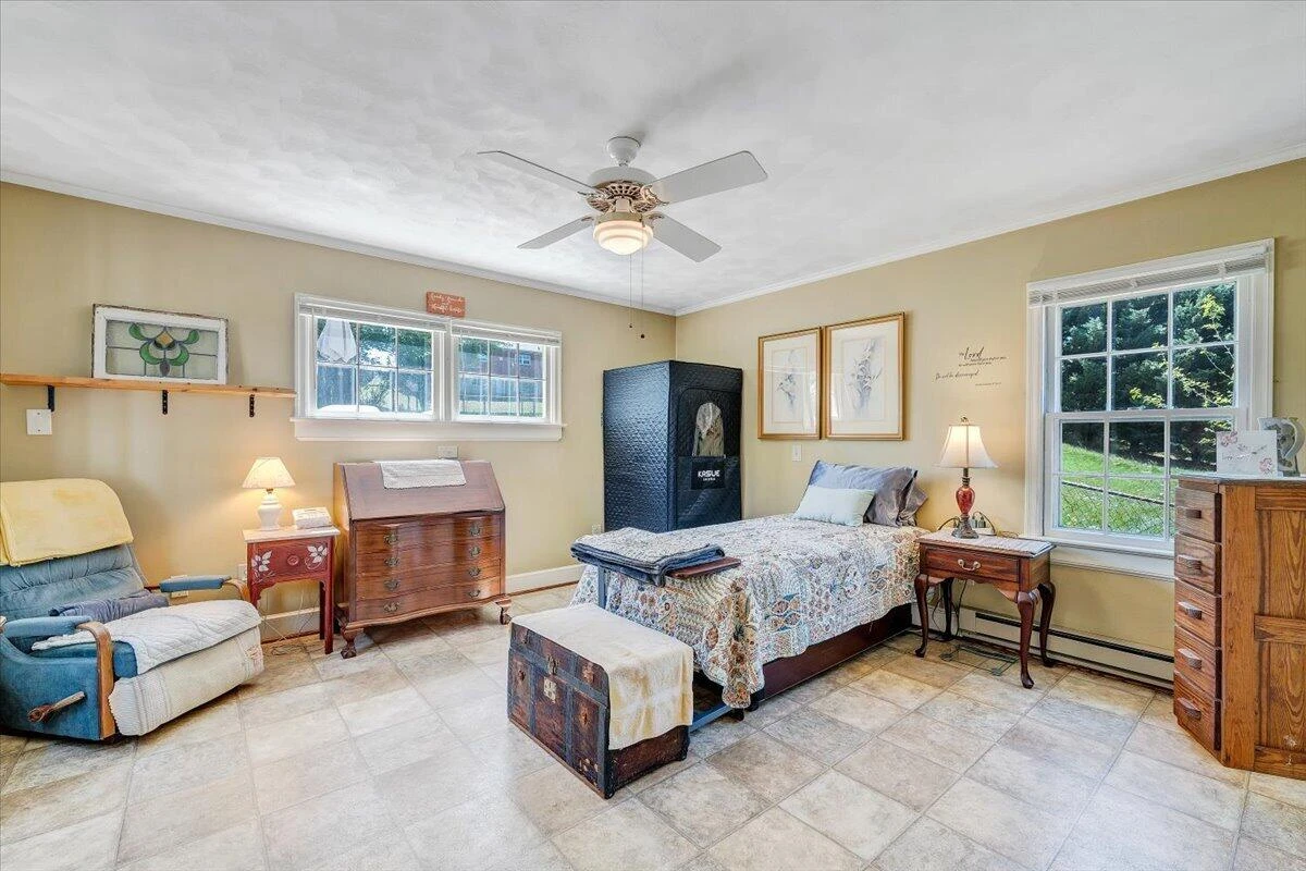 2630 Northview DR SW - Photo 27