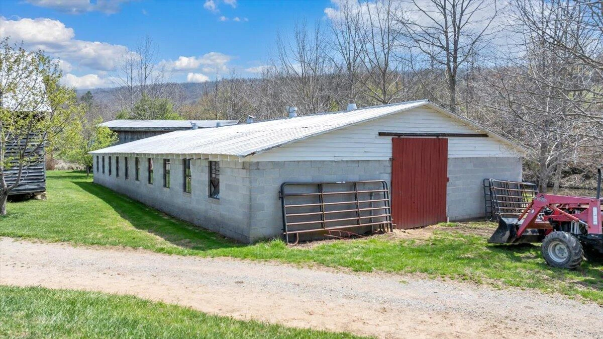 16 Huffman Store DR - Photo 115