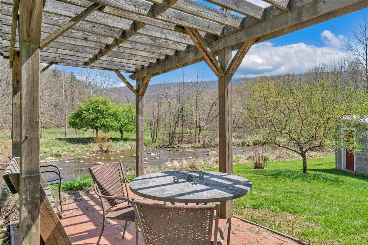 16 Huffman Store DR - Photo 68