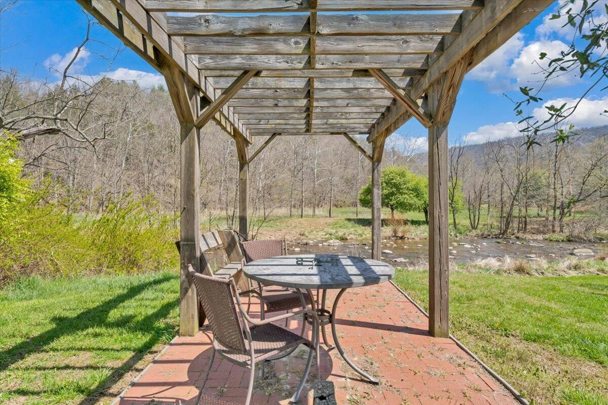 16 Huffman Store DR - Photo 69