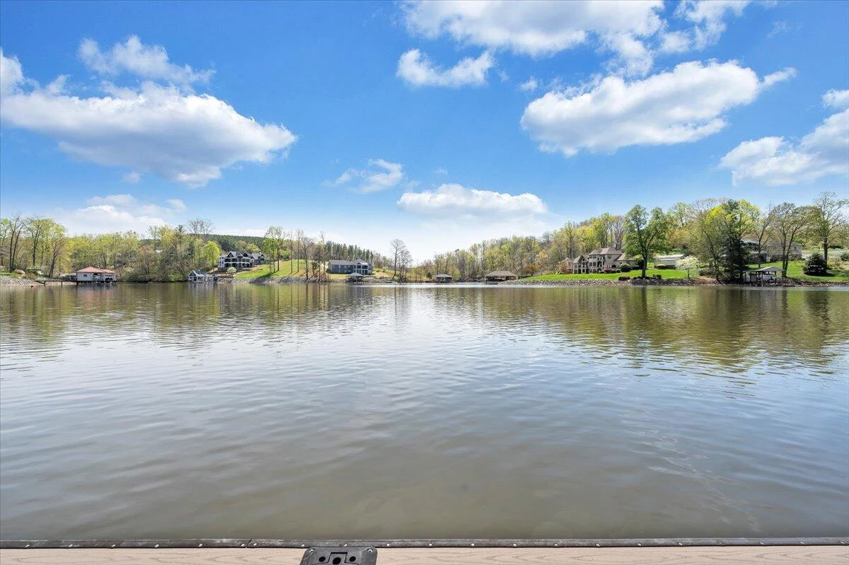 1055 REDBUD LN - Photo 106
