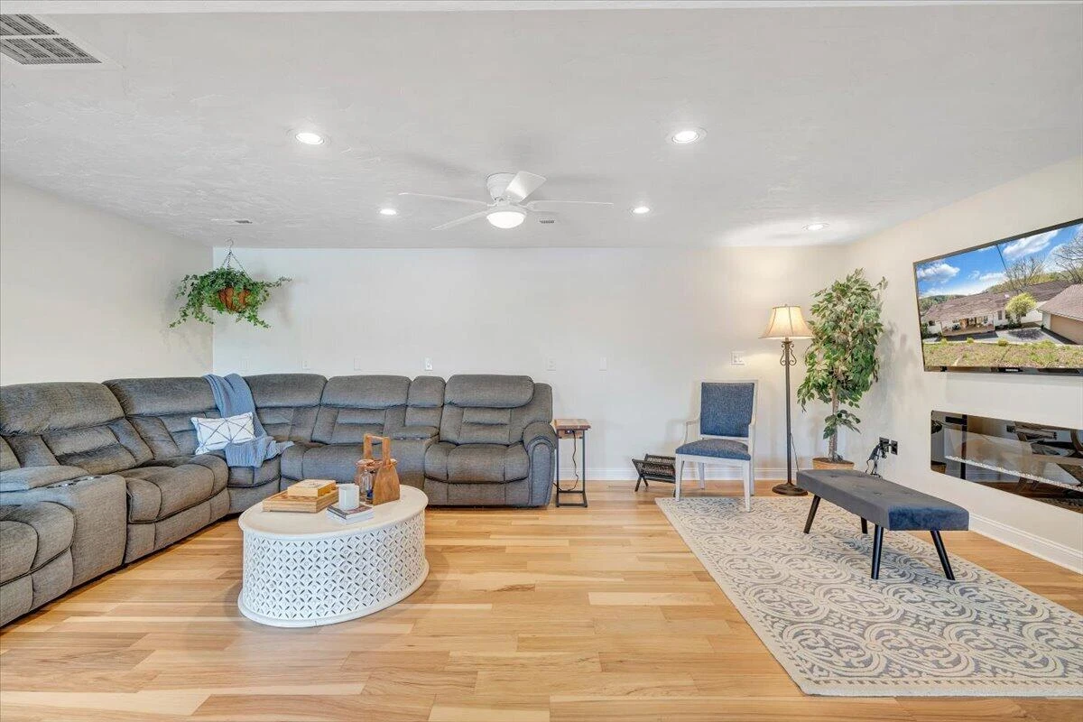 1055 REDBUD LN - Photo 69