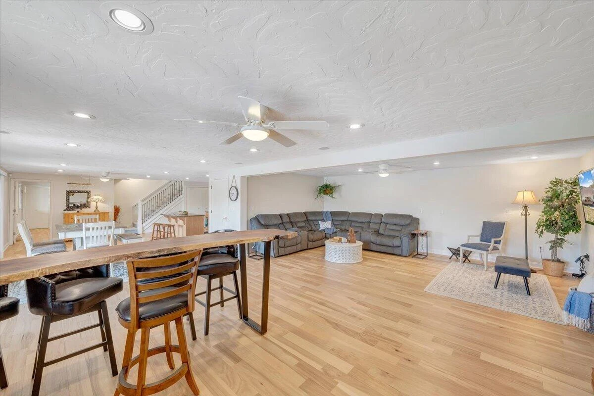 1055 REDBUD LN - Photo 74