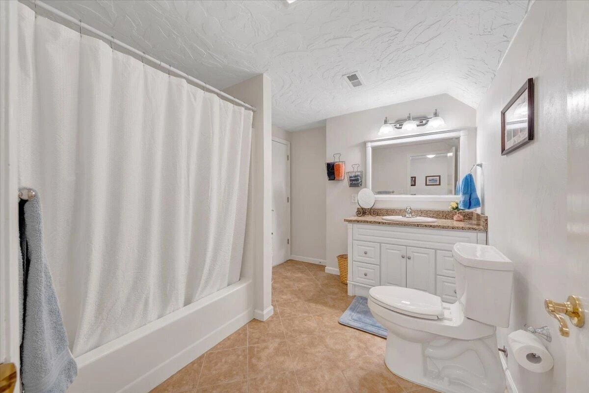 1055 REDBUD LN - Photo 79