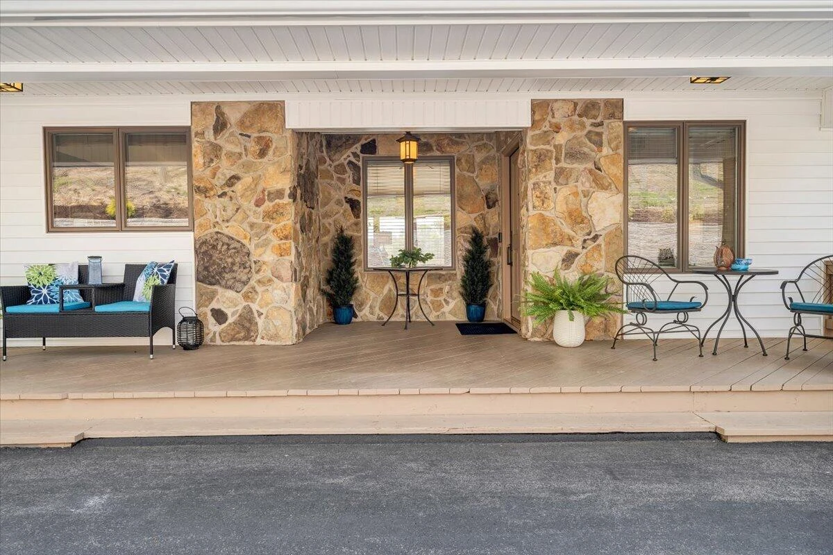 1055 REDBUD LN - Photo 8
