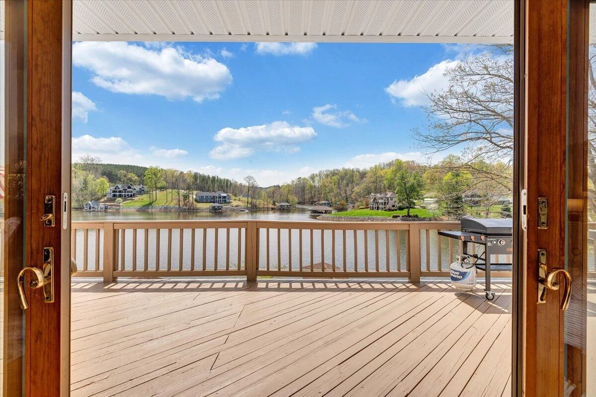1055 REDBUD LN - Photo 89