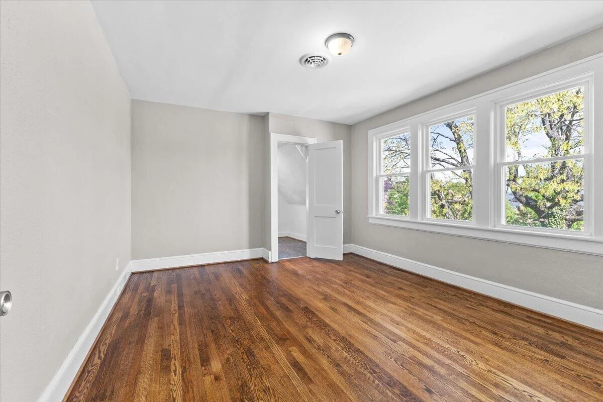 2508 10th ST NW - Photo 14
