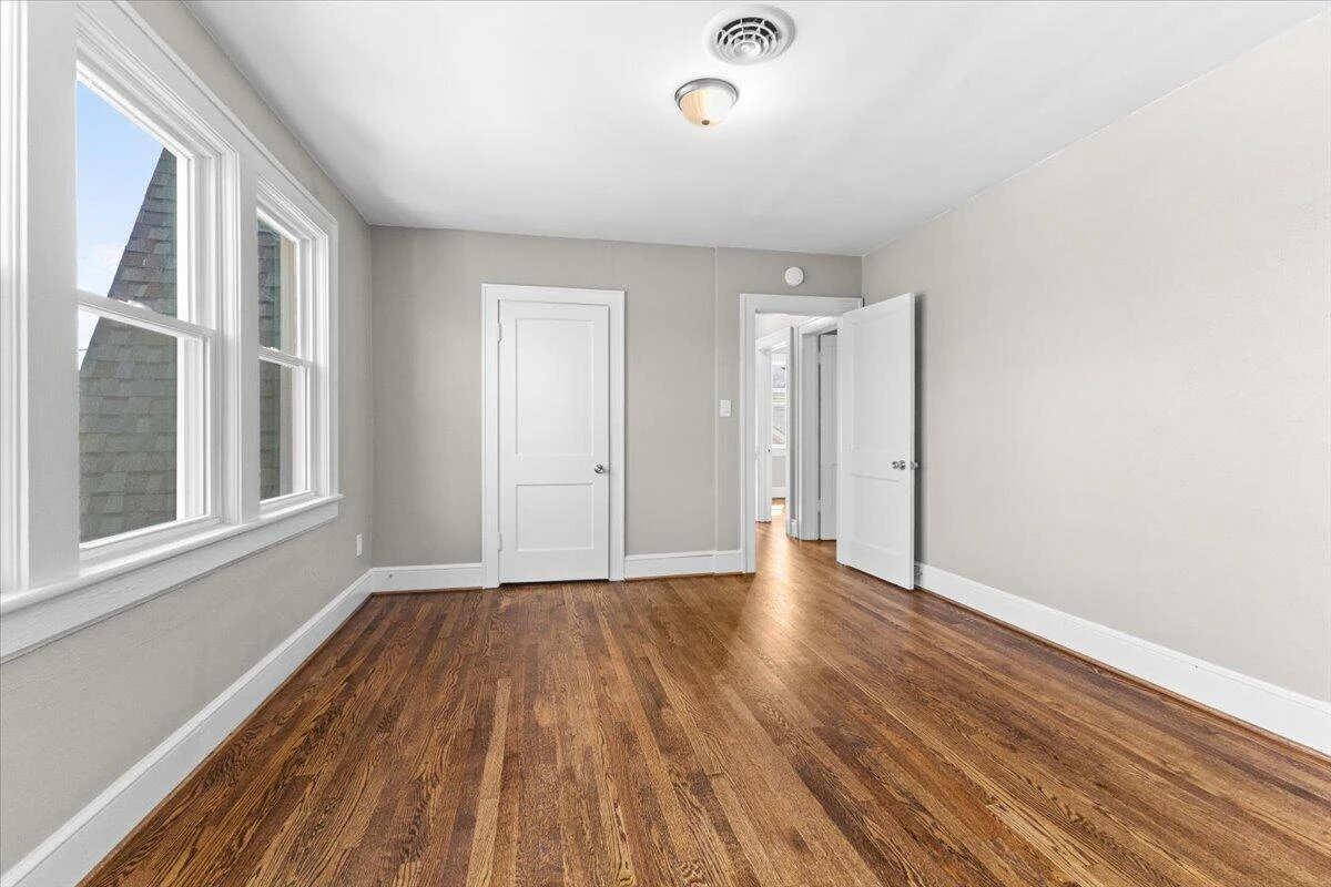 2508 10th ST NW - Photo 18