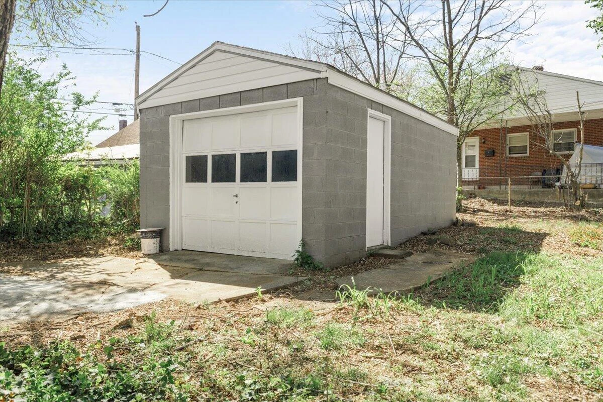 2508 10th ST NW - Photo 23
