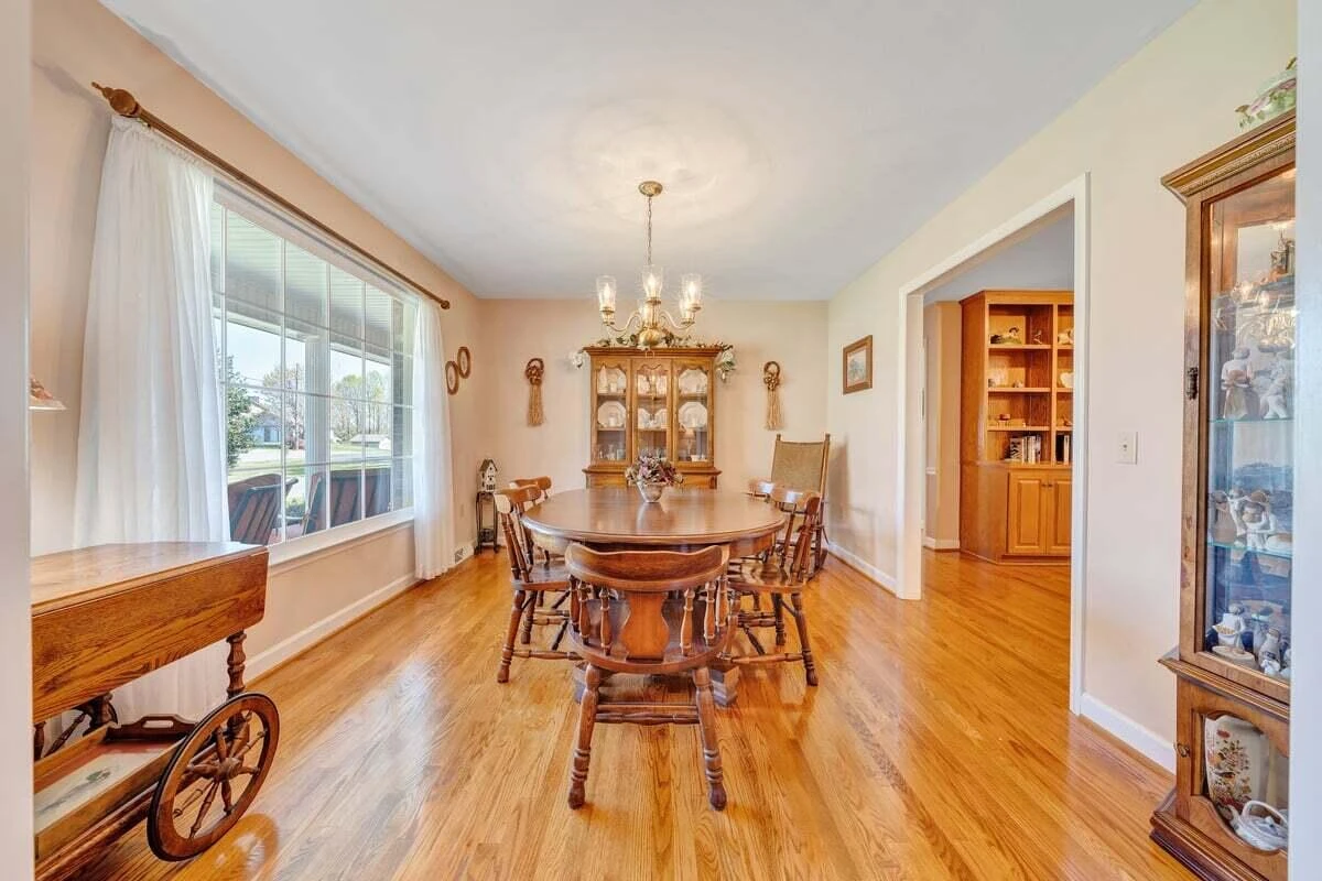 410 Greenview DR - Photo 11