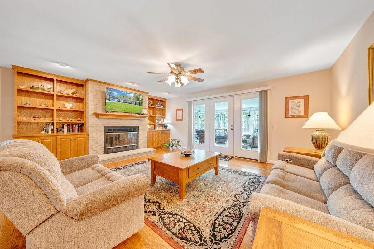 410 Greenview DR - Photo 15