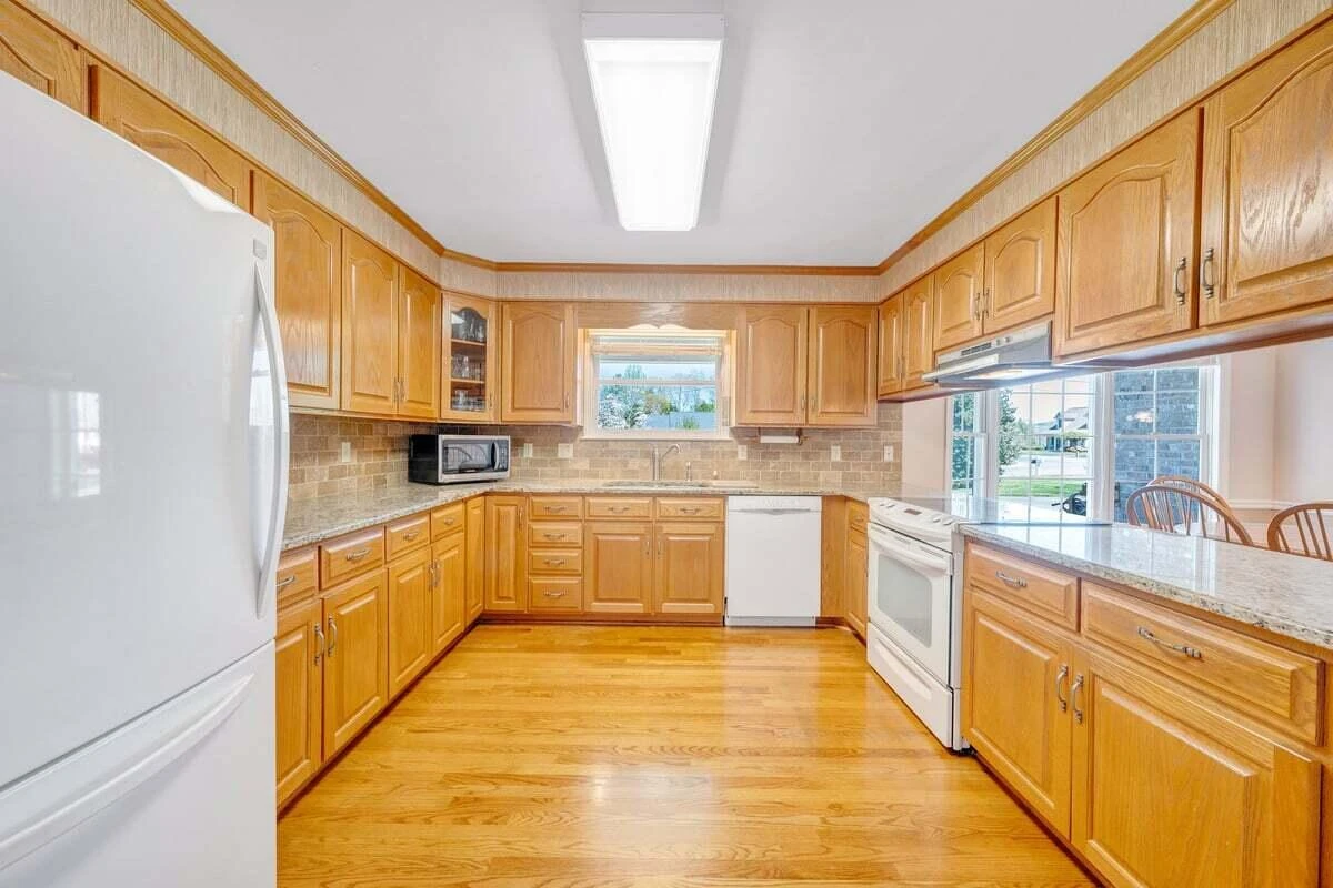 410 Greenview DR - Photo 20