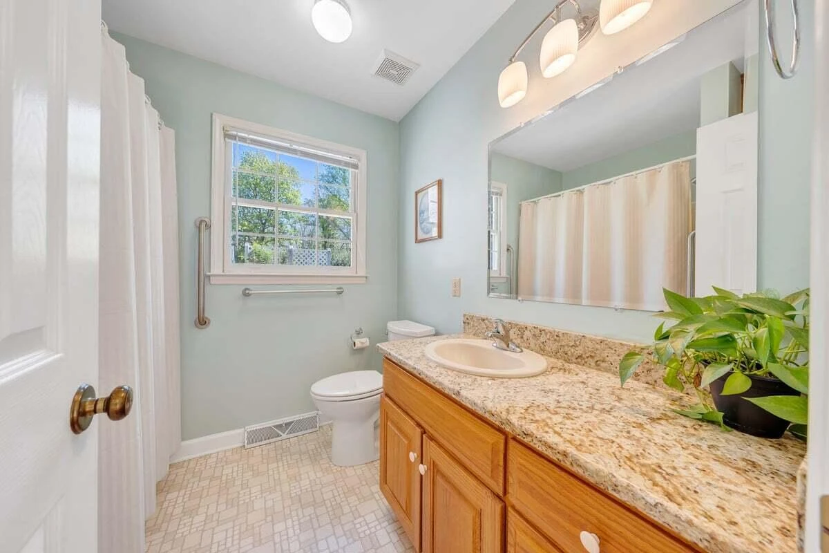 410 Greenview DR - Photo 25