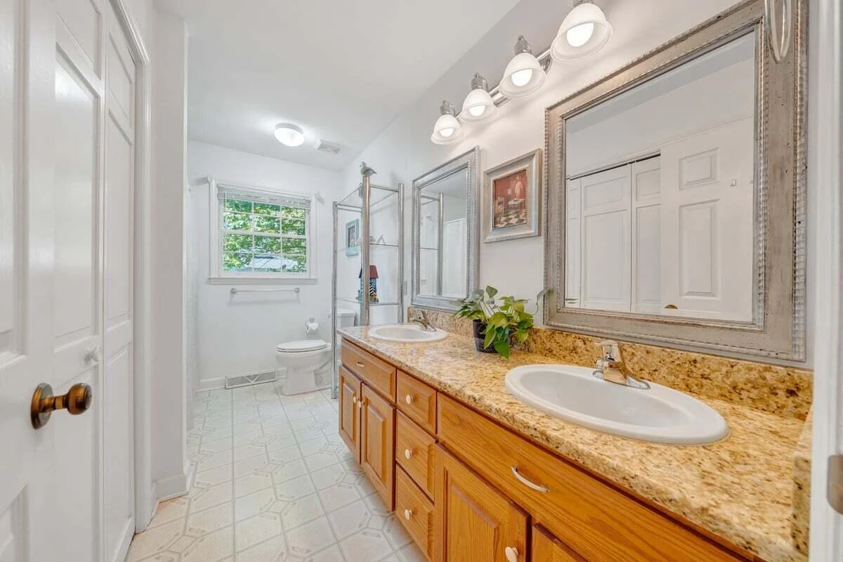 410 Greenview DR - Photo 27
