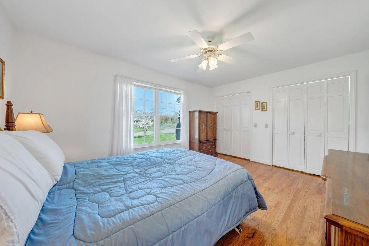 410 Greenview DR - Photo 28