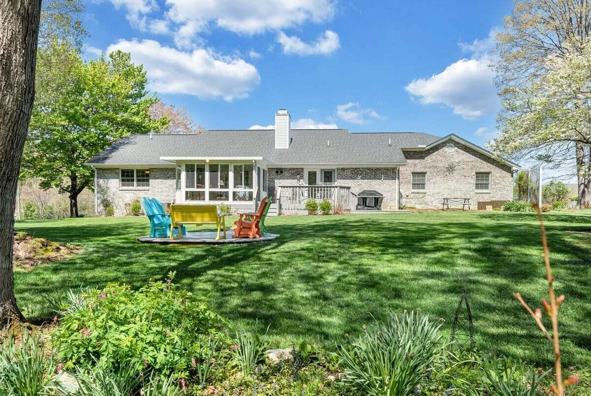 410 Greenview DR - Photo 41