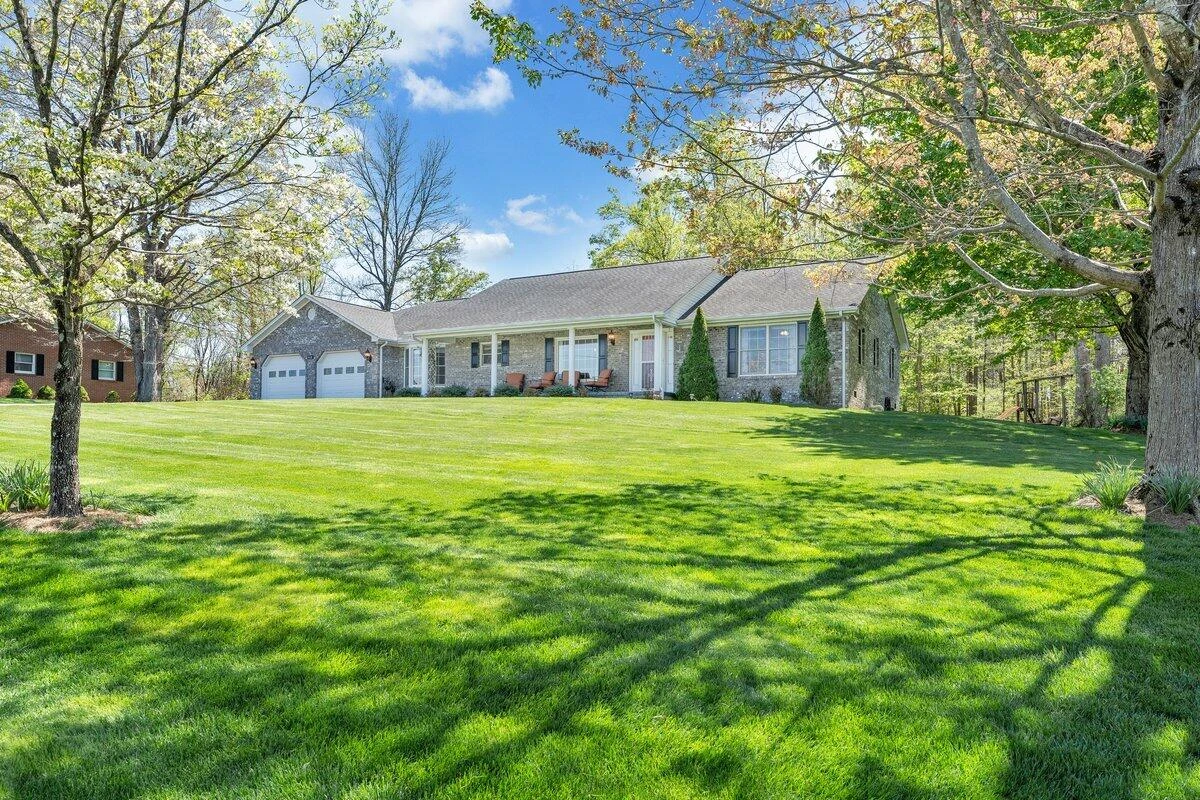 410 Greenview DR - Photo 44