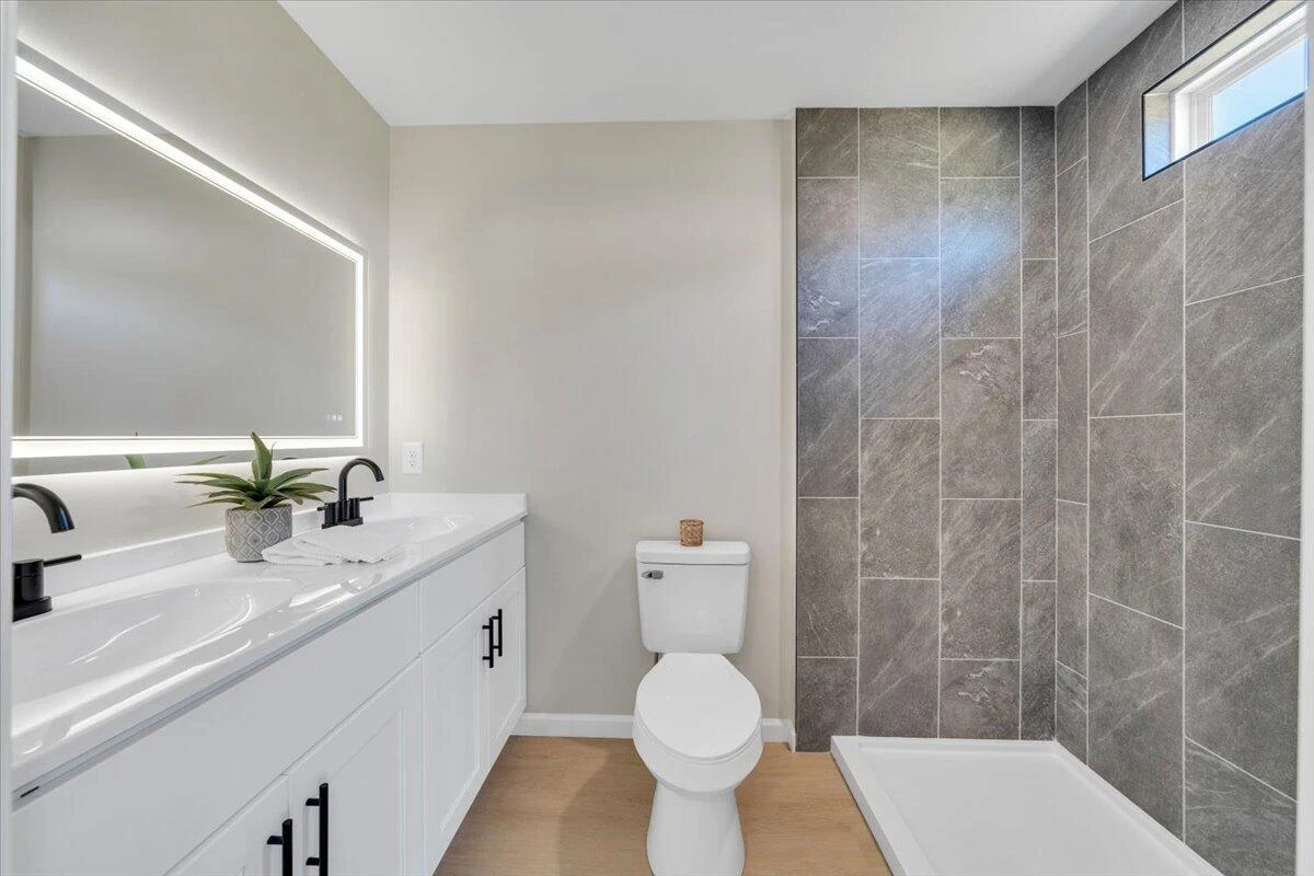 3531 Troutland AVE NW - Photo 17