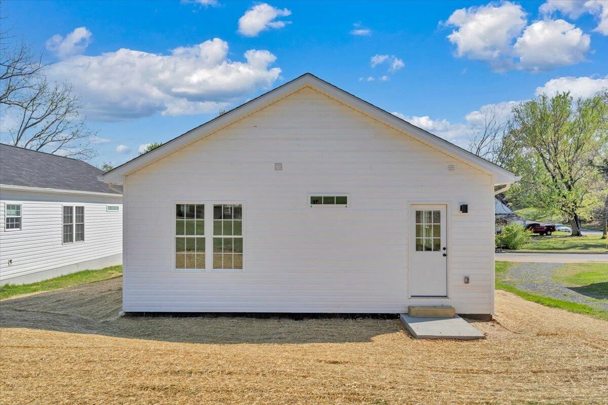 3531 Troutland AVE NW - Photo 29