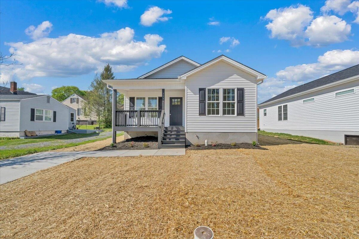 3531 Troutland AVE NW - Photo 34