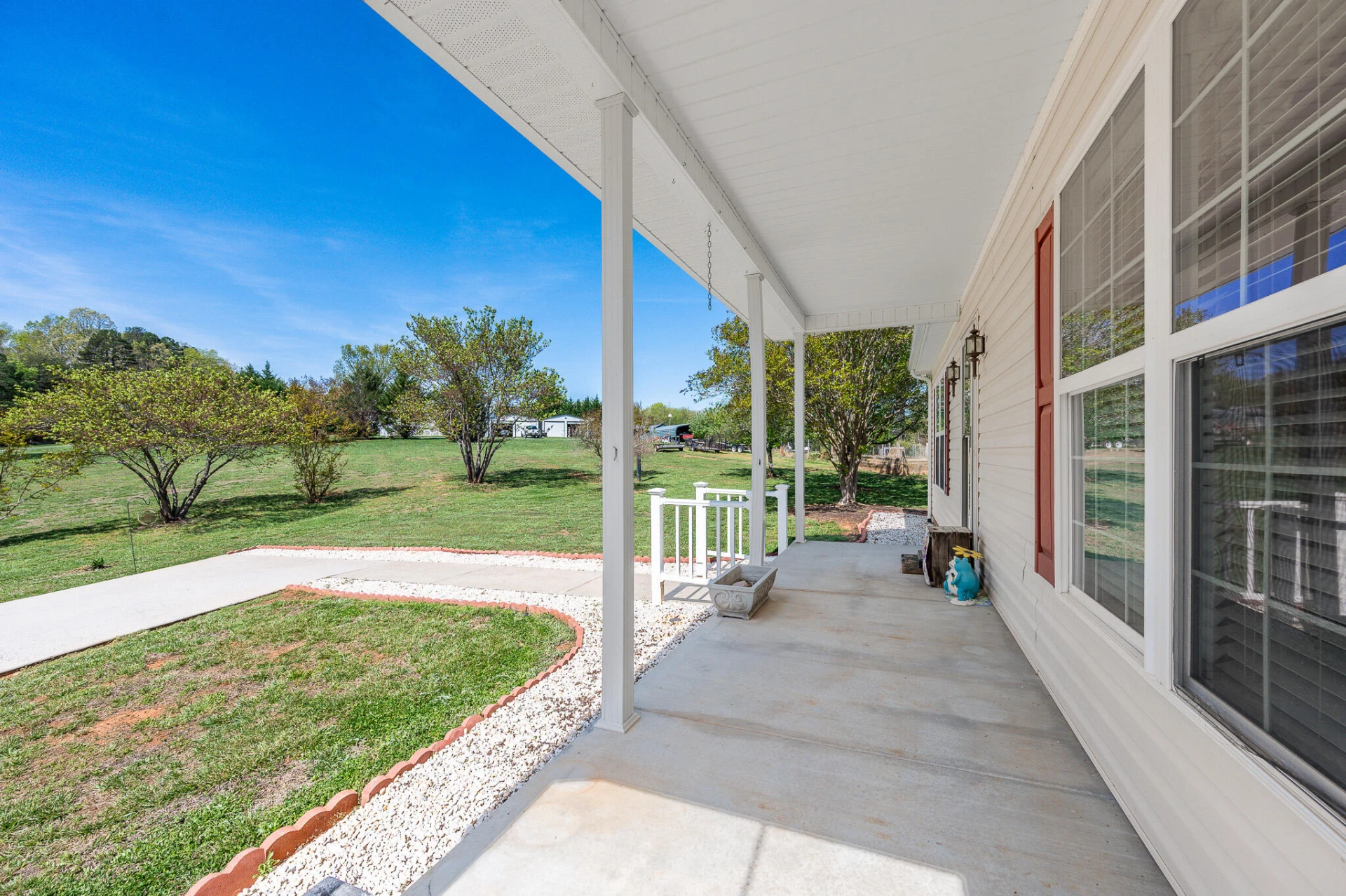7810 Blue Ridge DR - Photo 4