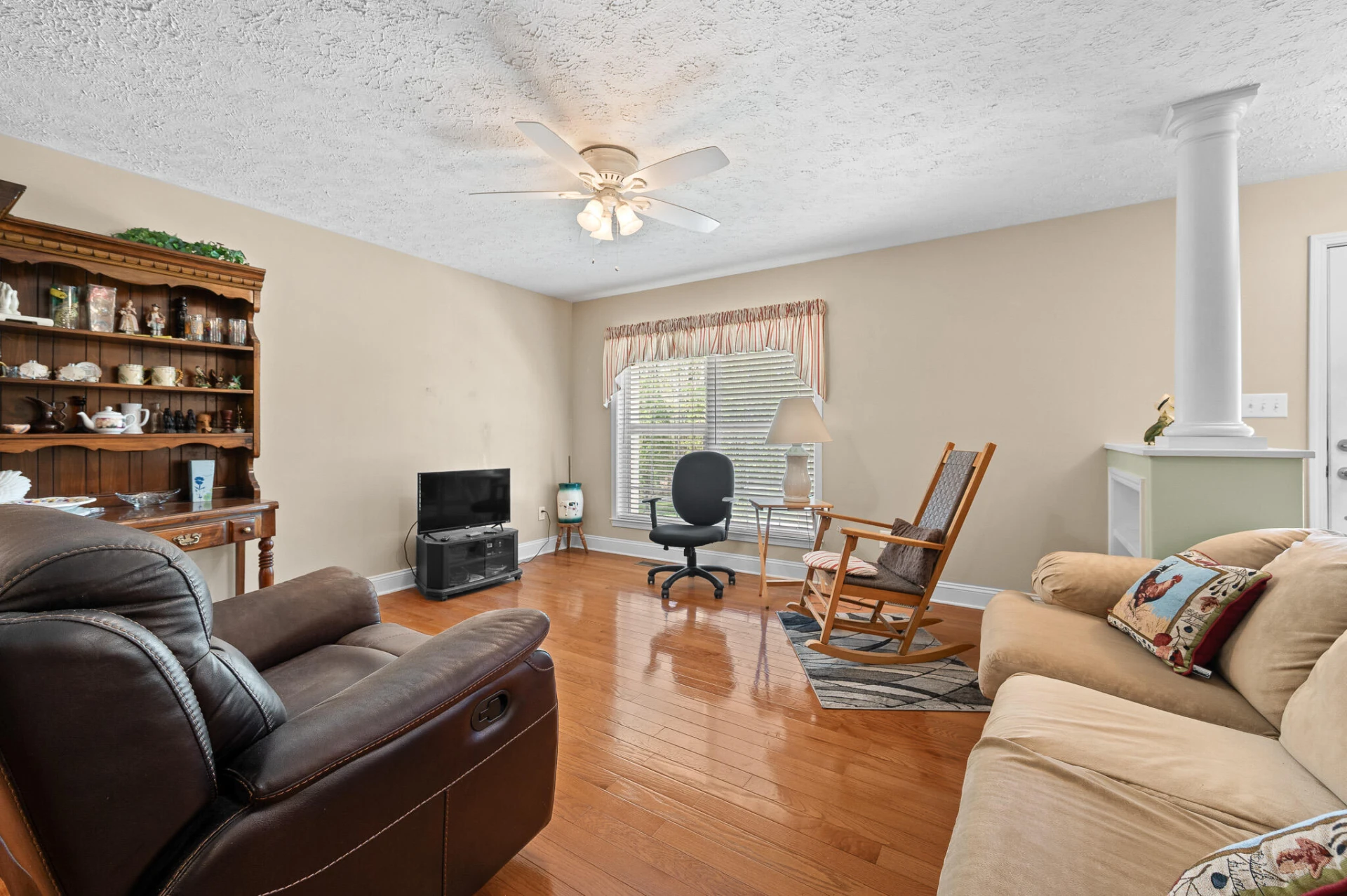 7810 Blue Ridge DR - Photo 8