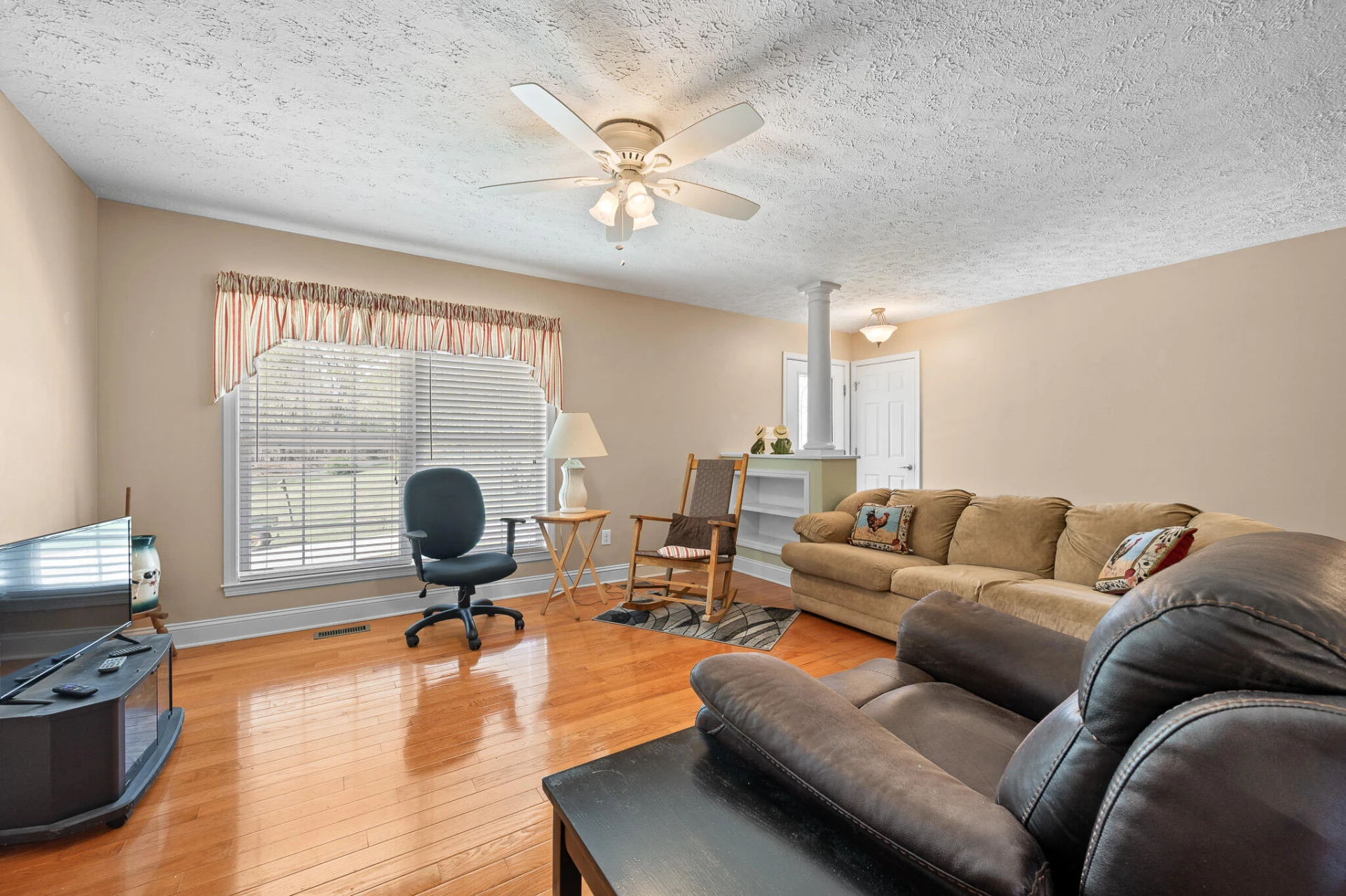 7810 Blue Ridge DR - Photo 9