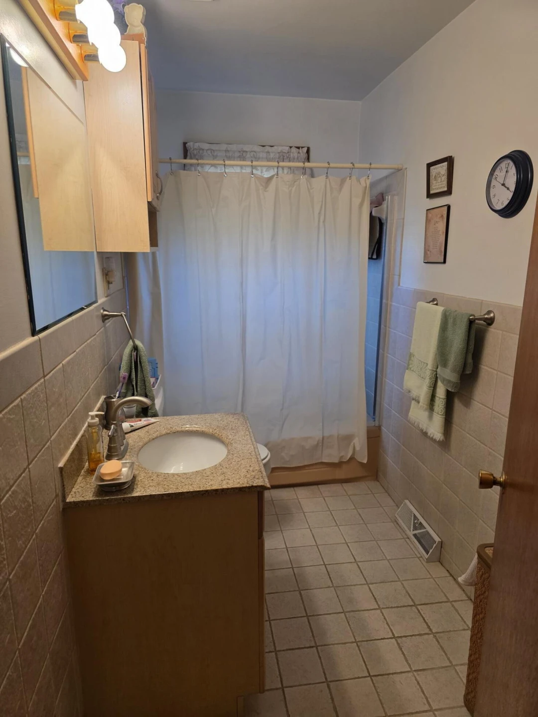 233 W Carrollton AVE - Photo 17