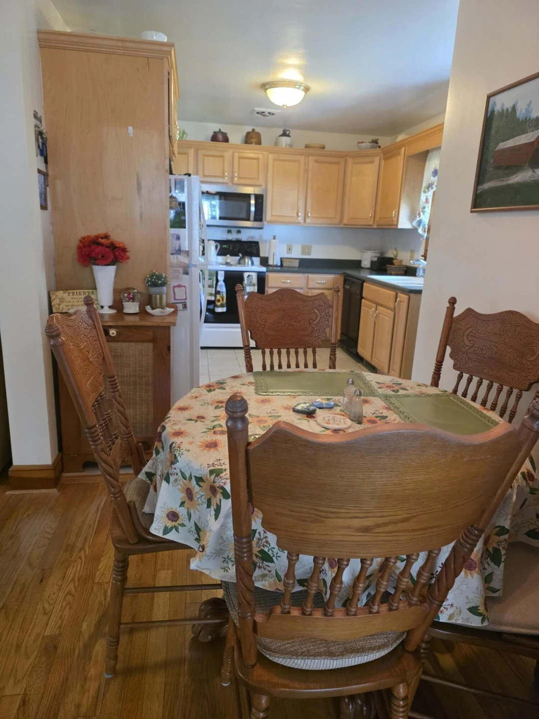 233 W Carrollton AVE - Photo 5