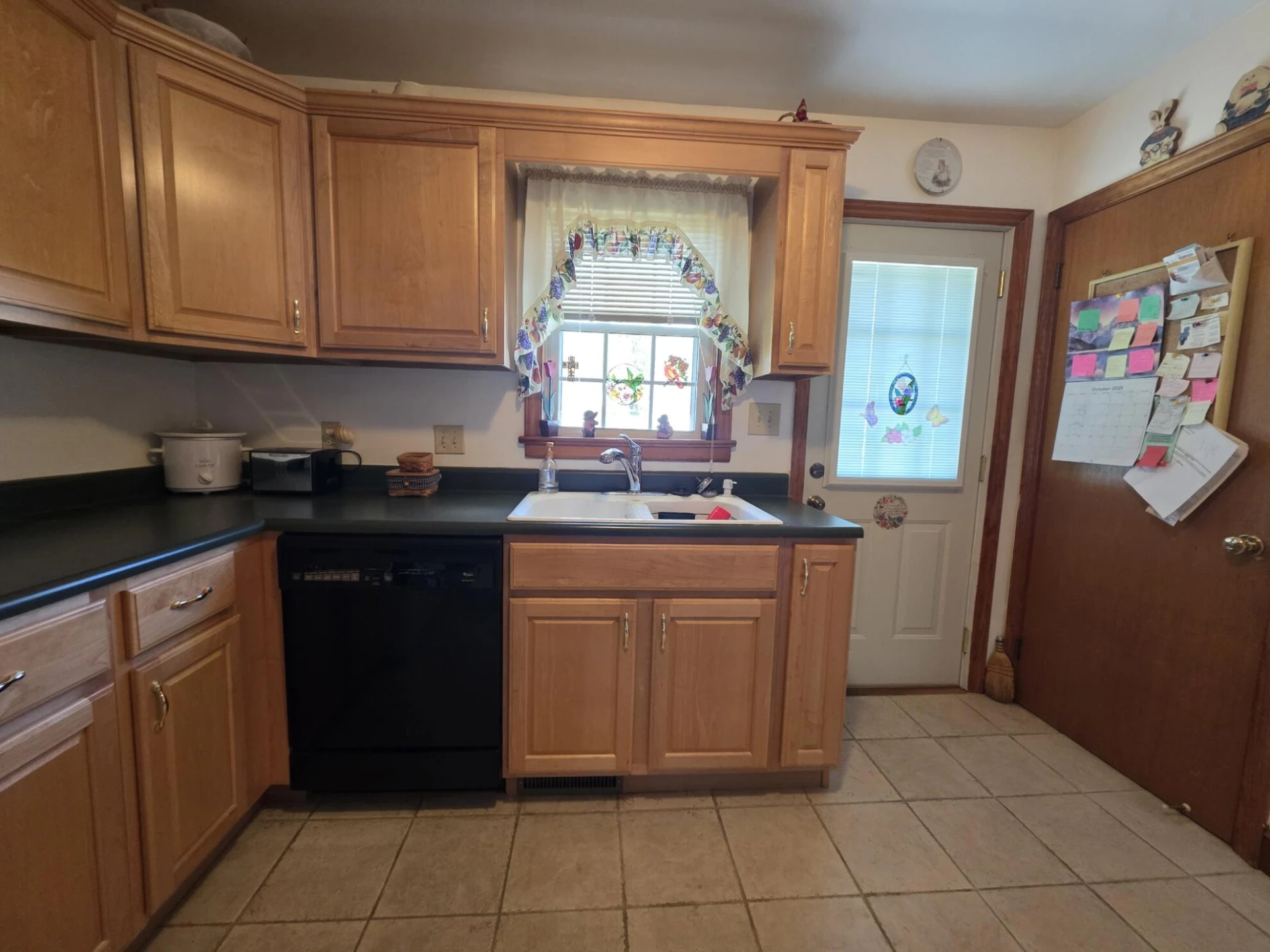 233 W Carrollton AVE - Photo 7